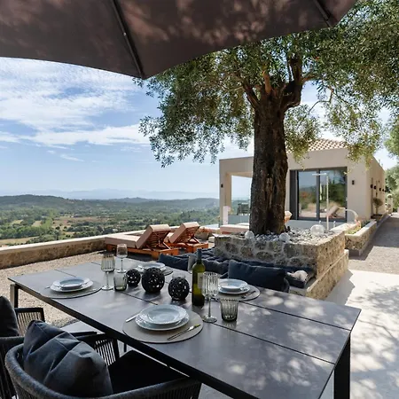 Avaton Villa *